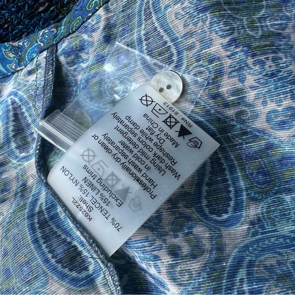 Soft Smocked Paisley top in blues and green, Hope for Flowers byTracey Reese - Picture 12 of 12